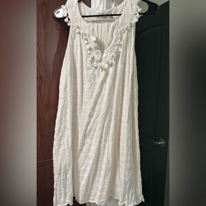 Vineyard Vines white Sleeveless linen Dress with Pom Pom detailing